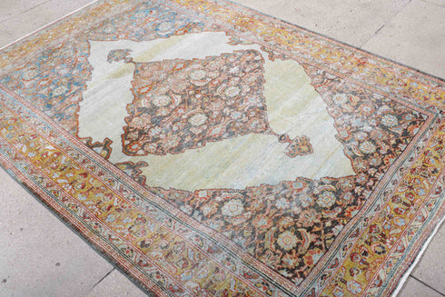 Antique Mahal Area Rug (5' x 8')